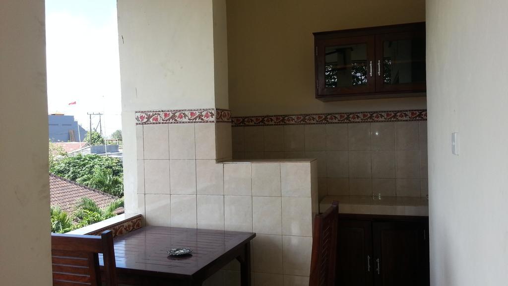 Homestay Dstay Kost Bali *