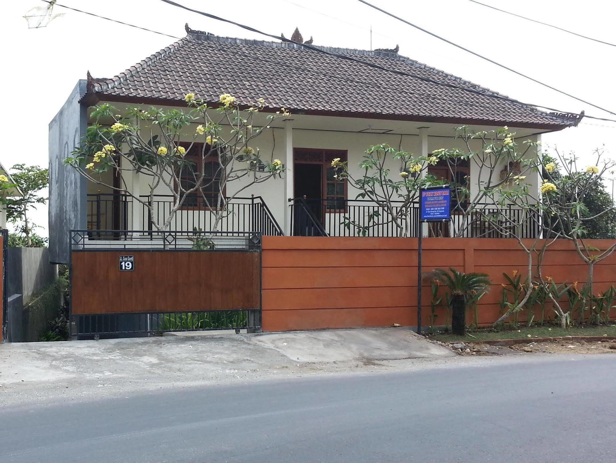 Dstay Kost Bali *